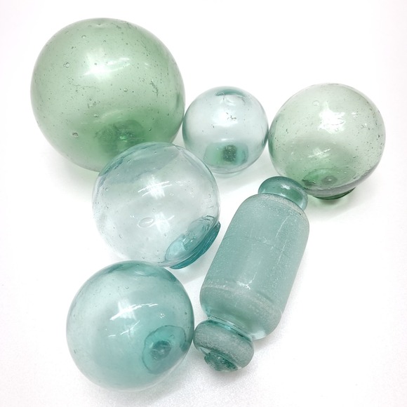 Japanese Blown Glass Floats‎ LOT of 6 Mixed Size 2-4 in. Round Rolling Pin - Picture 3 of 5